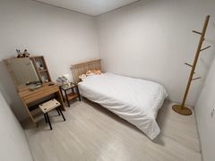 2-bedroom unit near Sangdo Station 12th image