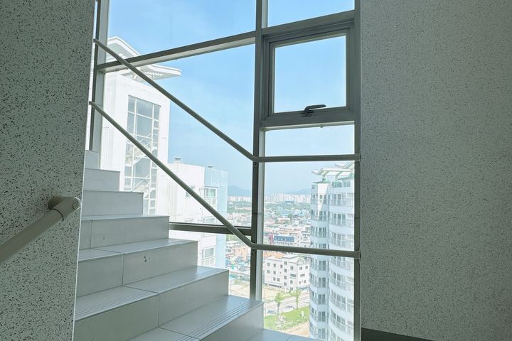 햇살가득한 탑층  12번째 이미지