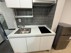 Room a 6-minute walk from Songtan Station 3th image