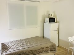 Quiet and simple studio apartment with a sepa 3th image