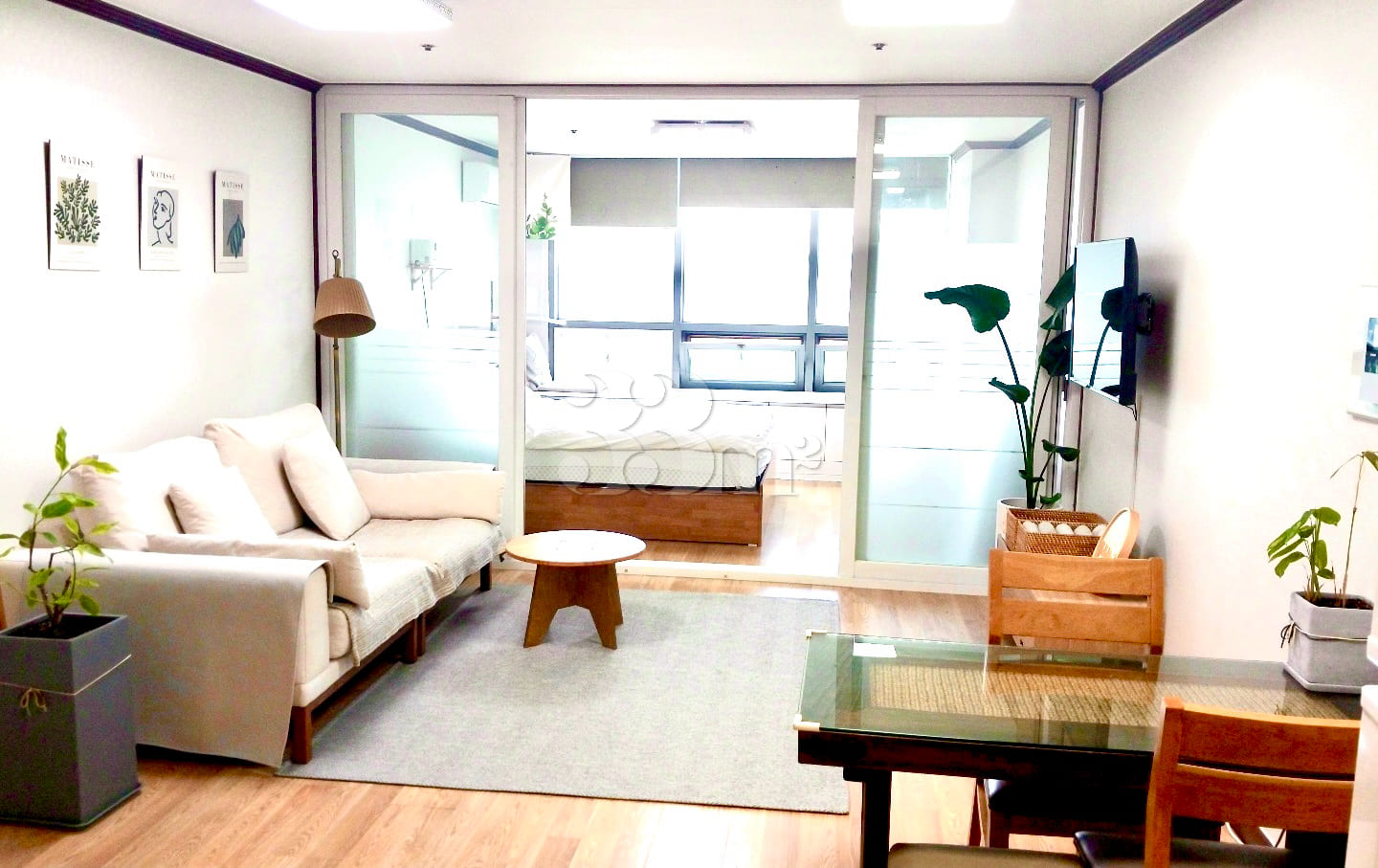 Spacious stay with a great view and full opti 18th image