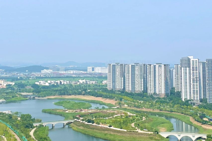 호수뷰 거실 방 분리