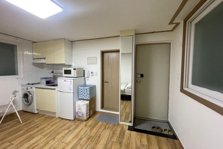 2-minute walk from Nonhyeon Station (studio a 16th image