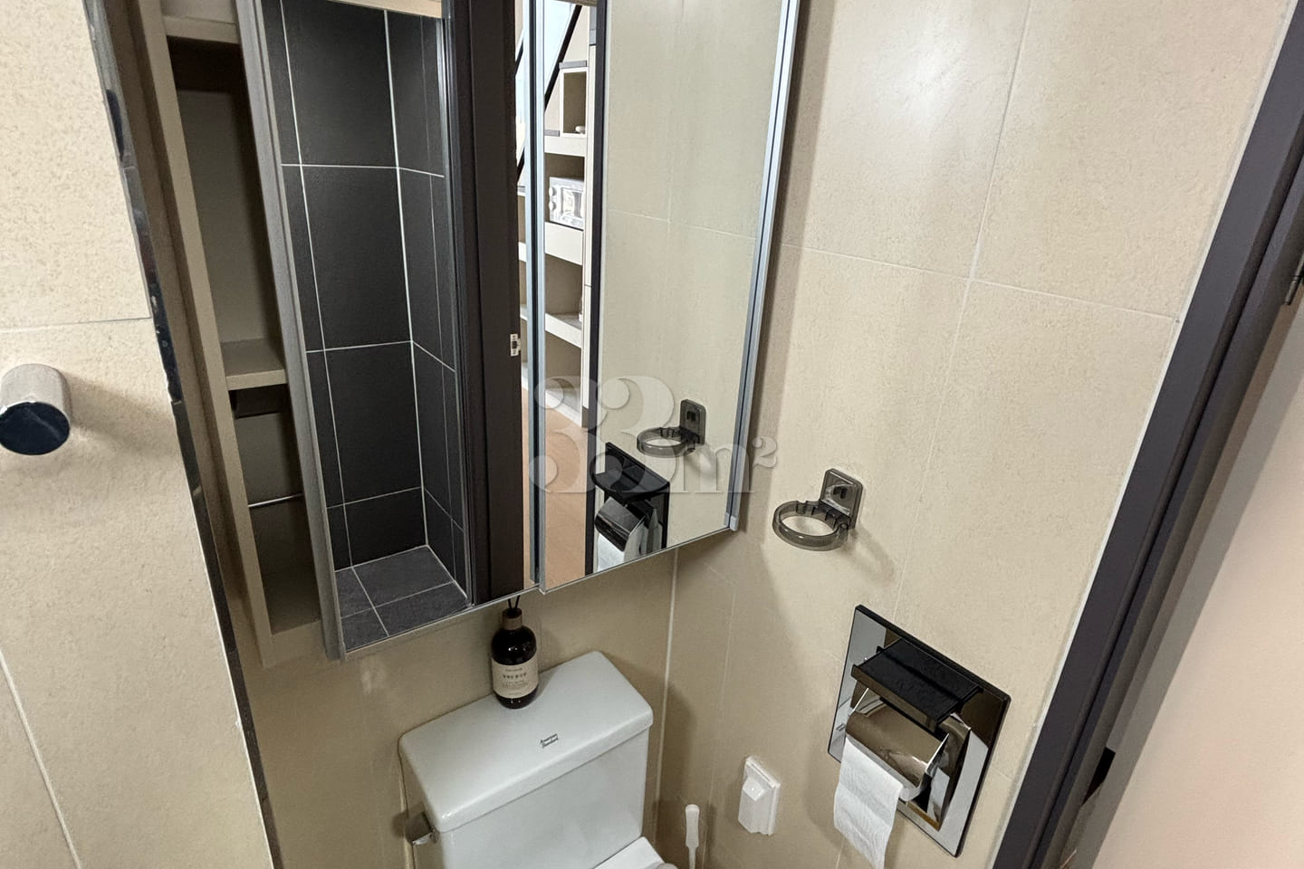 Loft-style officetel near Hoegi Station 17th image