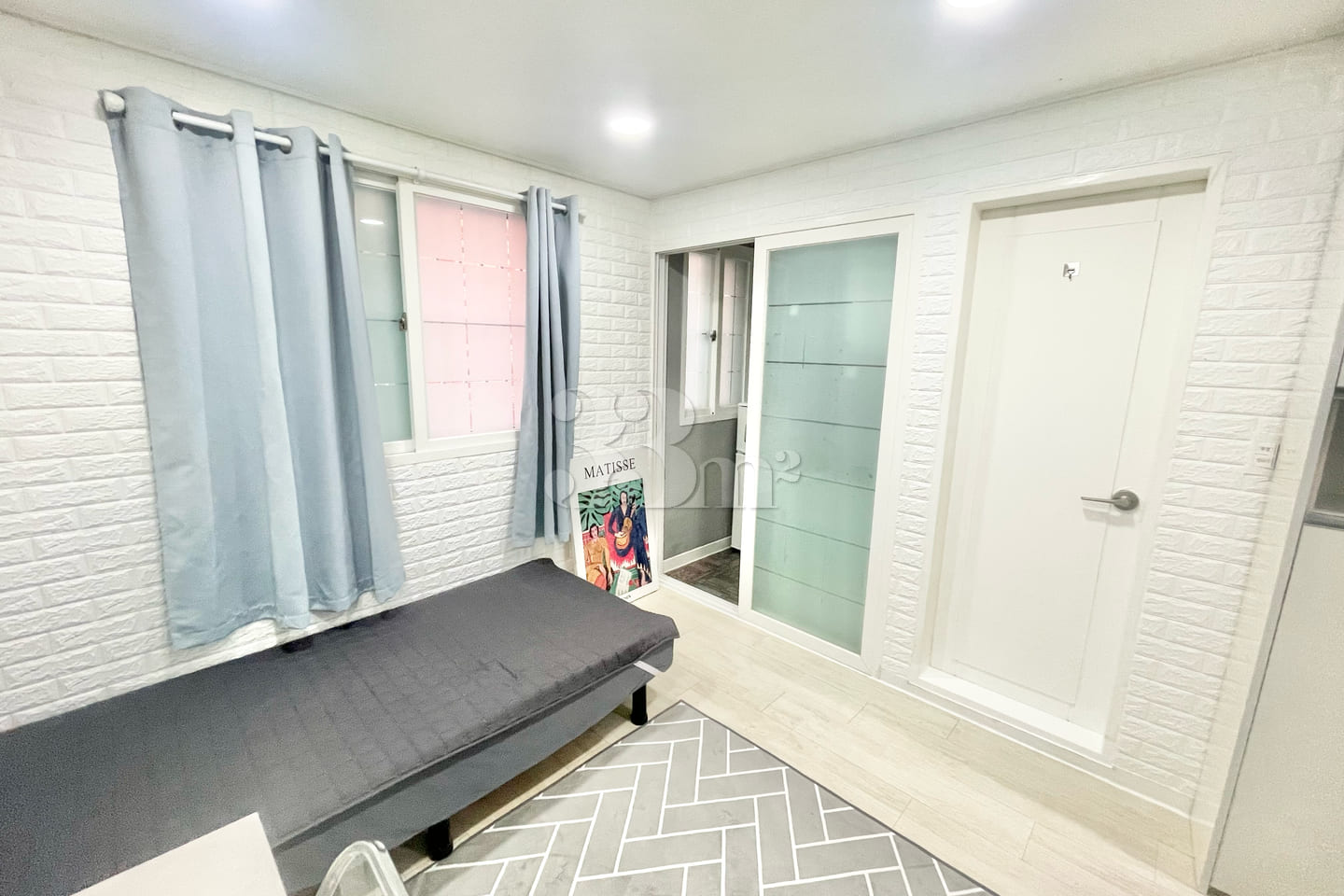 Fully furnished studio apartment in Taejeon-d 3th image