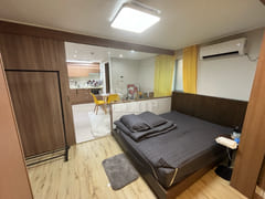 Gangnam Yellow House 0th image