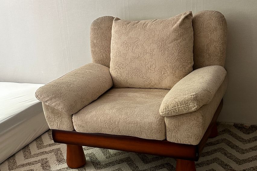 충무로역2분거리/203