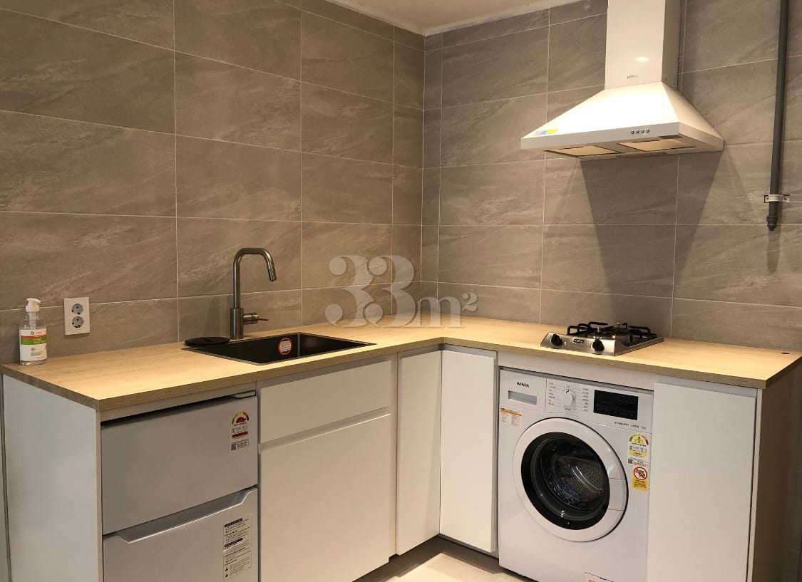 Excellent accessibility, 1 minute from Seohye 5th image