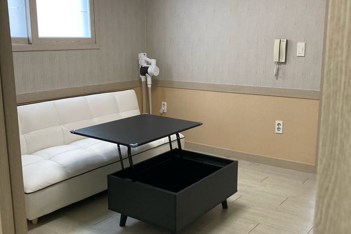 Bonggok-dong, Gumi-si: Mini Two-Room Unit 2 2th image