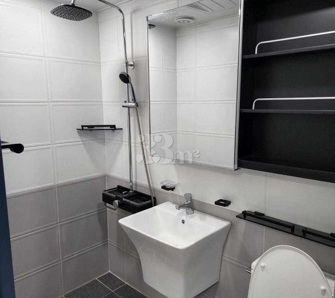 Clean studio apartment in Siheung-dong 4th image
