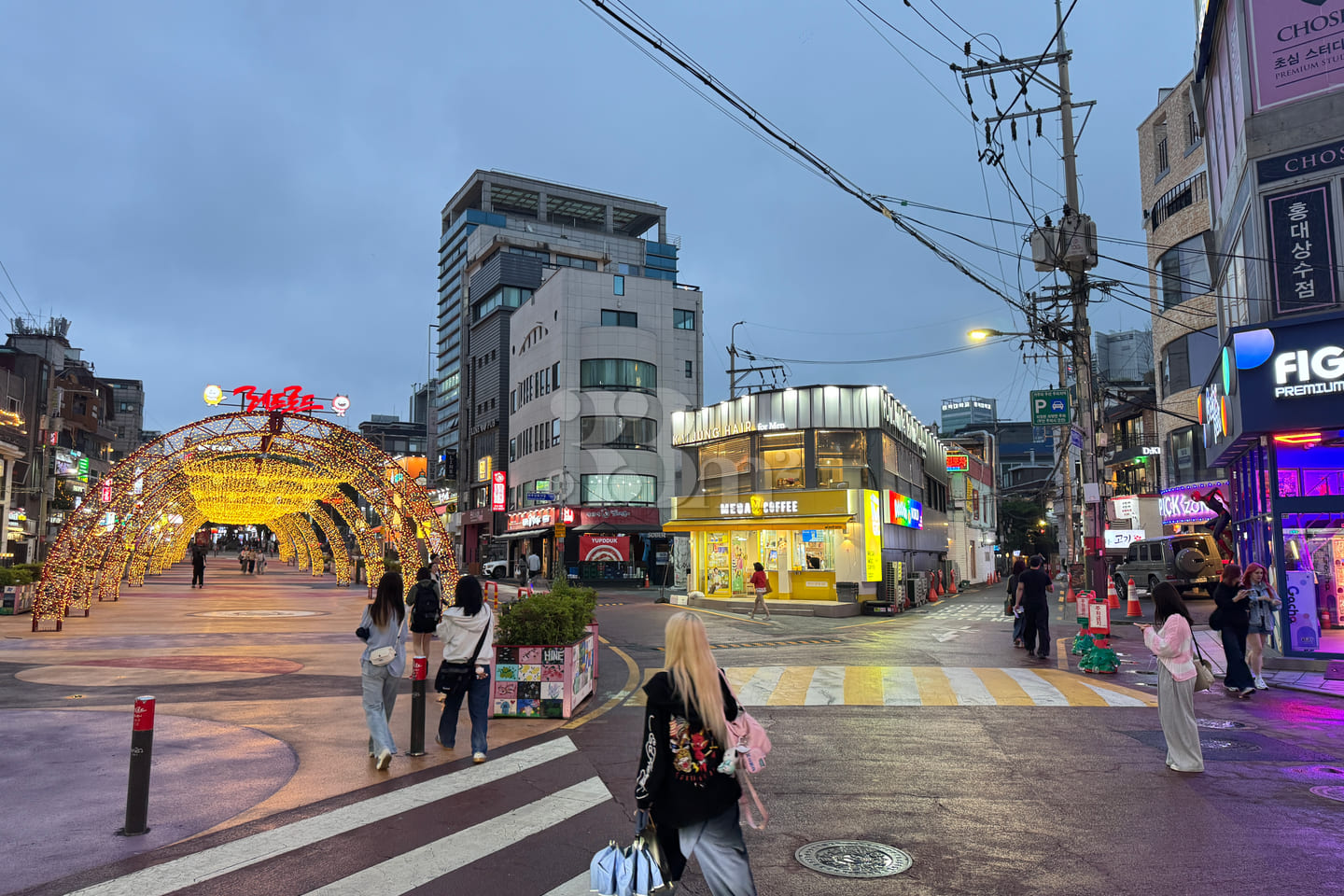 Hongdae Premium City View 🏕️ 17th image