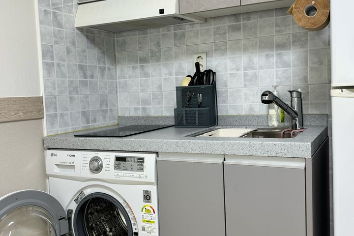 Neat Studio A (4-minute walk from Bongcheon S 7th image