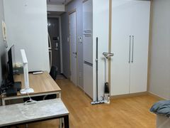 Gangnam Station, 1-minute walk, fully furnish 8th image