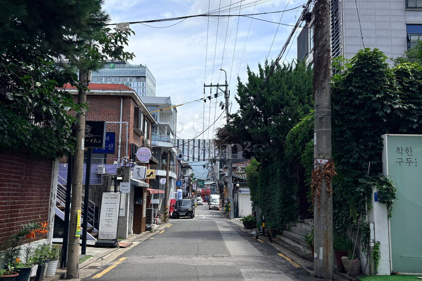3 min from Hongik Univ. Station - R24 17th image