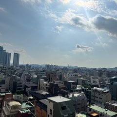 홍대 초역세권 시티뷰🌆 방 이미지