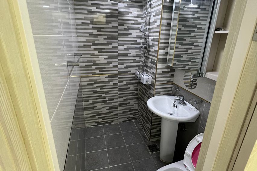 부천역도보10분 깨끗함