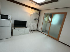 It's clean and quiet. 1th image