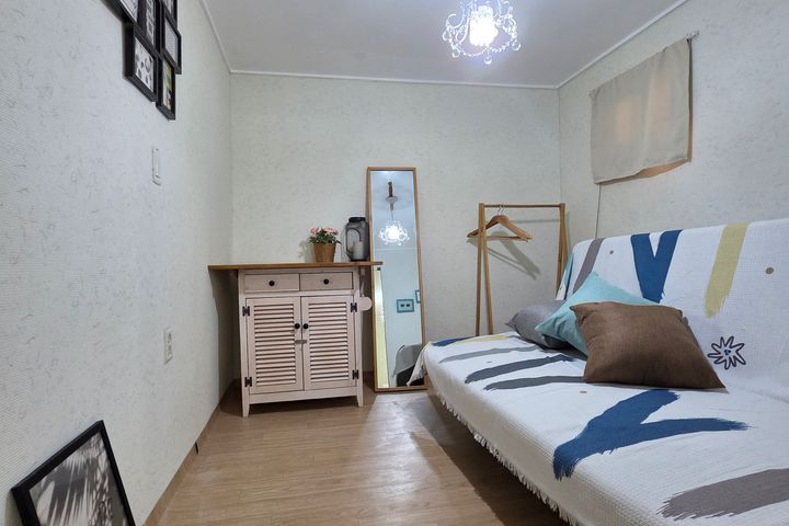 Two-room unit near Sookmyung Women's Universi 7th image