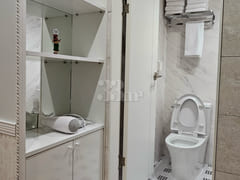 32 rooms with a clean remodel 5th image