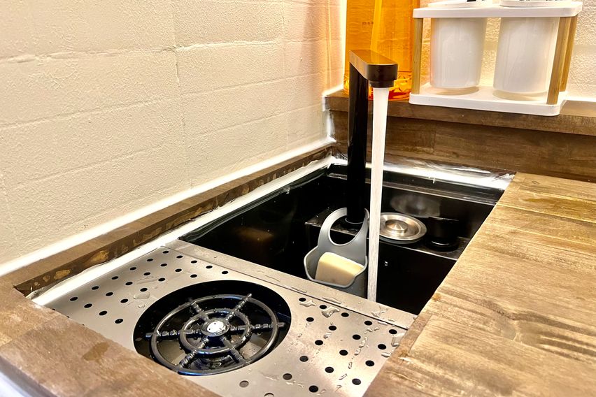 건대 “더우드” 3