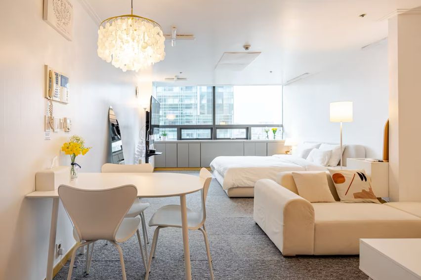 홍대위치최고👍호텔룸