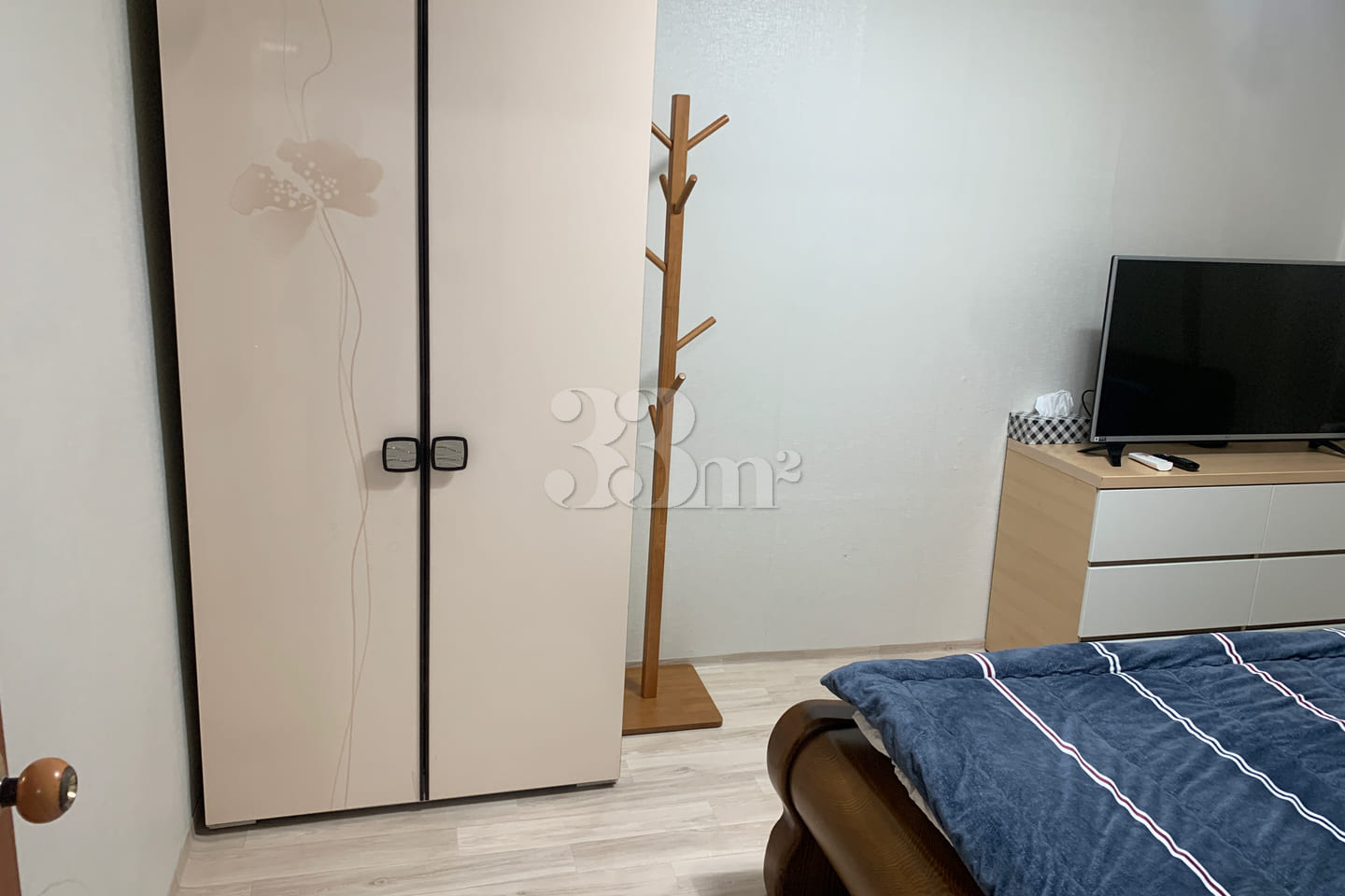 Fully furnished two-bedroom apartment, remode 9th image