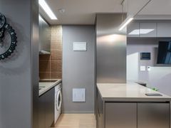 Two-room apartment in the City Hall, Gwanghwa 13th image