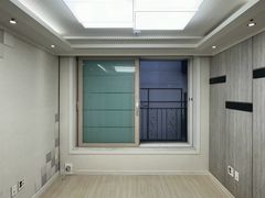 Two-bedroom apartment with convenient transpo 0th image