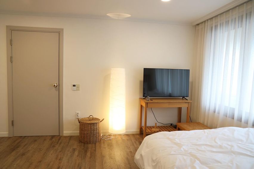스테이_무채색🏡 12번째 이미지