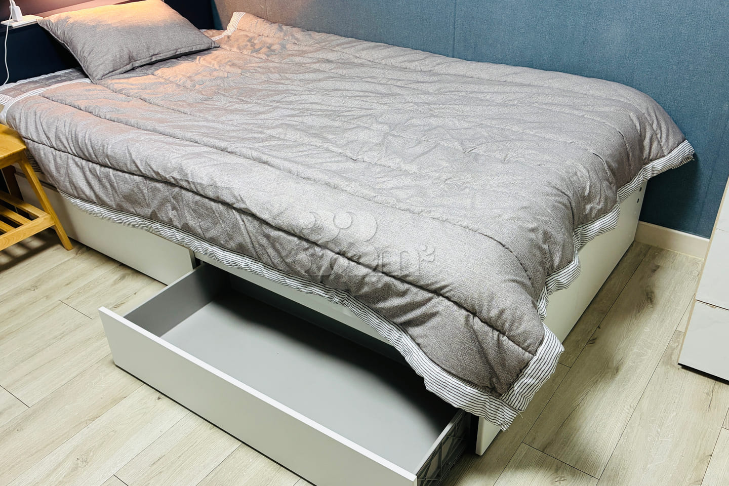 Quiet and clean studio apartment with a separ 1th image