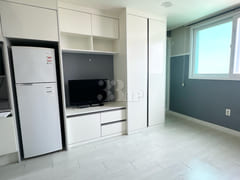 Fully furnished studio apartment, 5 minutes f 1th image