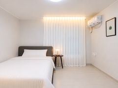 Two-room apartment in Songpa (Jamsil/Seokchon 6th image