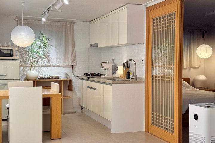 Sangdo Station Two-Room Apartment with Parkin 16th image