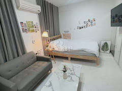 Top-notch cleanliness, unique 211 vibe 7th image