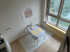 석촌호수품은 하늘 8번째 이미지