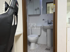 Room 102 5th image