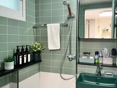 Urban Stay Lumi 14th image