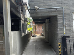 Forest-adjacent homes: No maintenance fees! 18th image