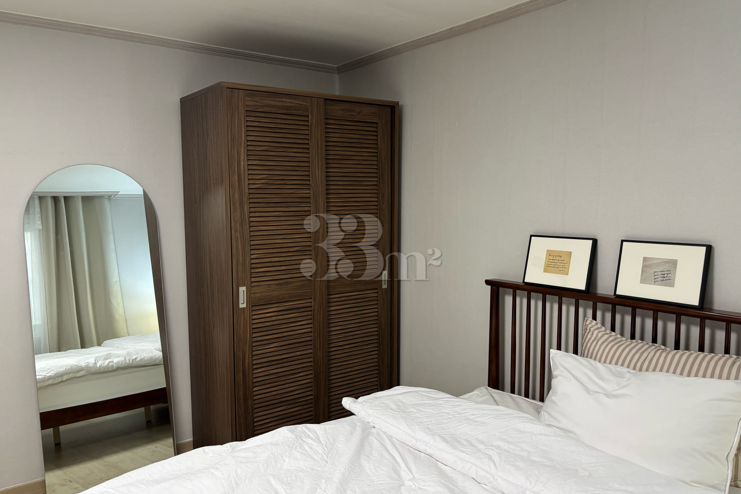 Great location in Yeonnam-dong; spacious. 3th image