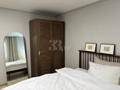 Great location in Yeonnam-dong; spacious. 3th image