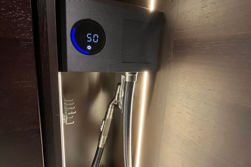 강남구청역 상지카일룸M