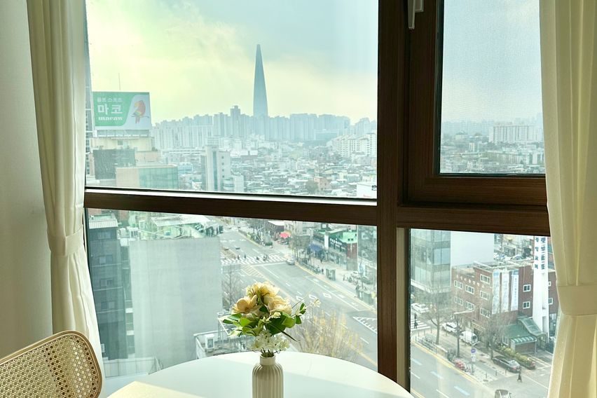 천호역1분 롯데타워뷰