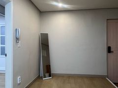Neat 2-room unit, 2 minutes from Seodong Stat 6th image