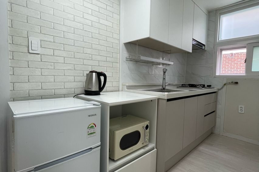 Incheon two-room apartment with full options  10th image