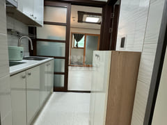 It's clean and quiet. 2th image