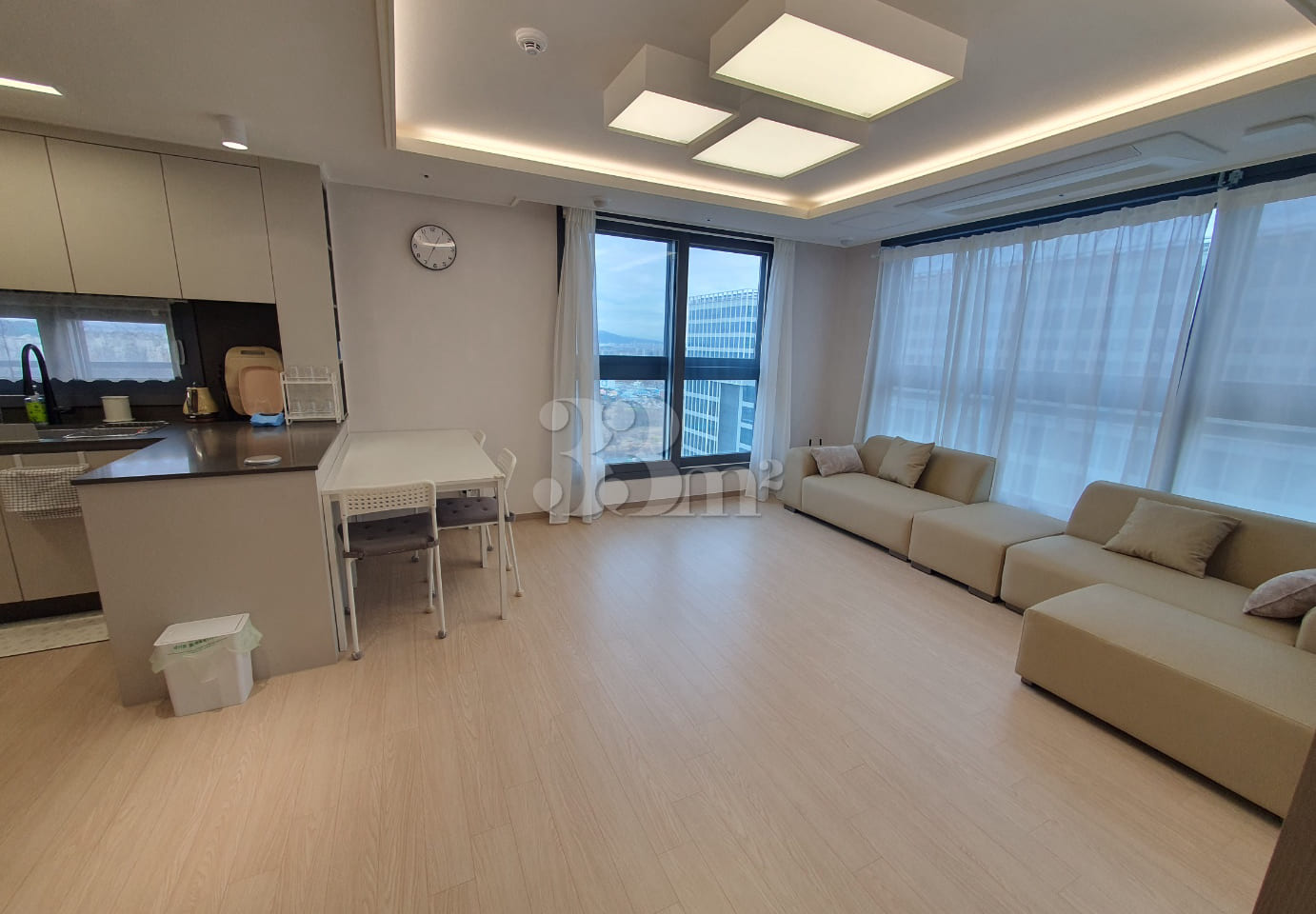 Lotte Castle 3-room, largest floor plan 0th image
