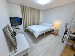 Clean two-room accommodation near Jeonbuk Nat 1th image