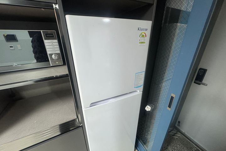 Quiet studio apartment near Oncheonjang Stati 5th image