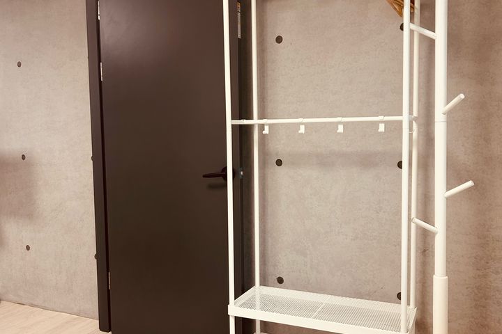 C-1,5 Room 9th image