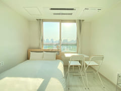Newly built studio apartment, 3 minutes from 2th image